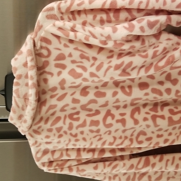 💕PJ SALVAGE💕 Robe ~ Blush Pink Animal Print Medium M NWL - Picture 9 of 11